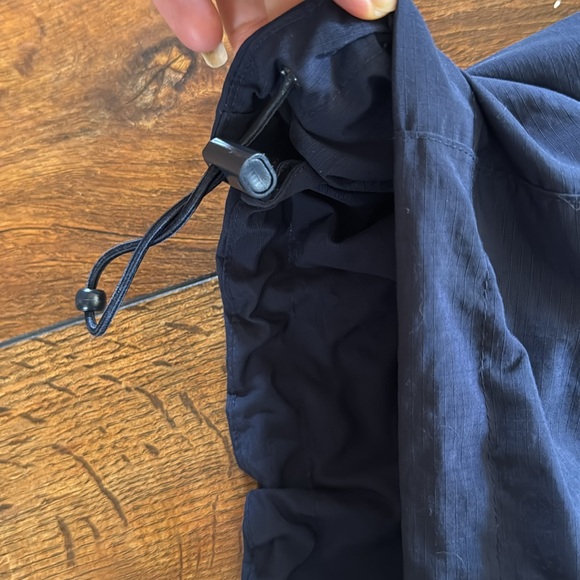 Vineyard Vines Midnight Blue Vest - Picture 5 of 6